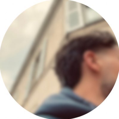 iam_flo7's profile picture. 