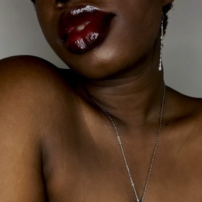 Big t!ddy black alt girly 🖤 Femdom 🖤 ENG/FR 🖤 Come say hi, it’s free ;) 👇