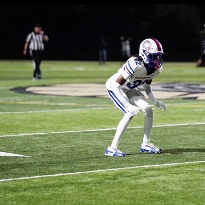 Class of 27/state champion/Arkadelphia high school/6’0/40 4.5,11:7 100/CB,SS,FS,/170 PC/305 squat /195 bench/3.1 gpa/📞8702603082/email jmckenzie08@mail.com
