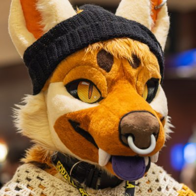 25yrs || Bi || Yeen Boi
I love videos game, sTyLin ArT and incredibly stupid jokes! Y2K boi in need of sleep
Suit by: @Swatthy_ Bnner by: @Brokesgone