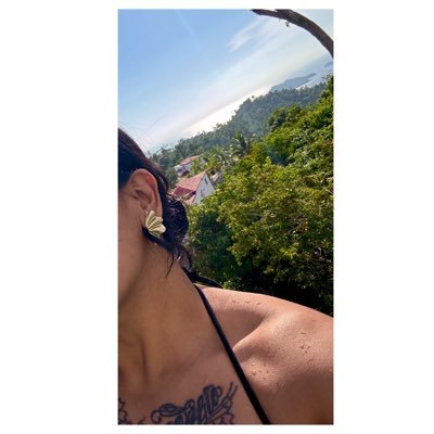 FAN de las pastas 🍝, los carajillos🍹, los atardeceres 🌆, paisajes boñitos 🏞️ y el metal 🎶.