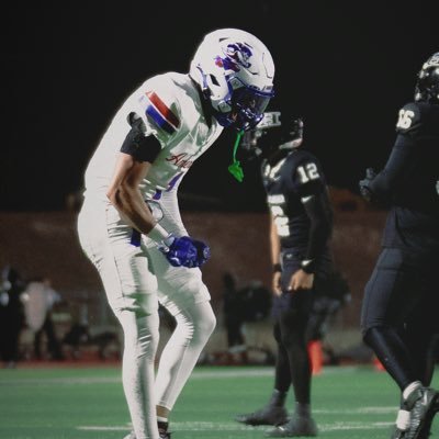 Americas HS ‘26 📚| football FS, Cb, ATH| 5’11ft| 165lbs | phone # 915-478-7144 email isaiah.alferez@gmail.com NCAA ID-2504567722