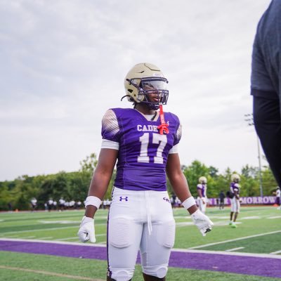 Jameer sims| CBC ‘26| OLB|#17| 6’2 220lbs| 3.3GPA| email SimsJ@cbchs.org| ig:mer.5k| number 314-280-1633