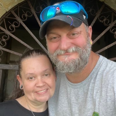 Engaged to @terryfolden fur daddy to Bella fan of @steelers @bluejacketsnhl @reds @ohiostatefb @cavs I am Roman Catholic I back the blue