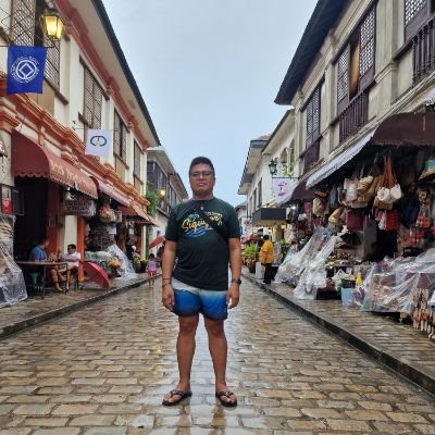 May panahon ang lahat ng bagay, at may time ang bawat pangyayari sa mundong ito.
Ecclesiastes 3:1 (Pinoy Version)