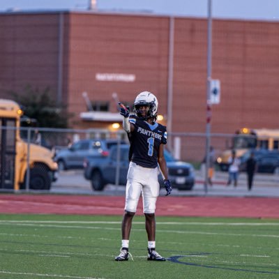 Class of “2029”🏈 🏃🏾WR/CORNER, God first #1