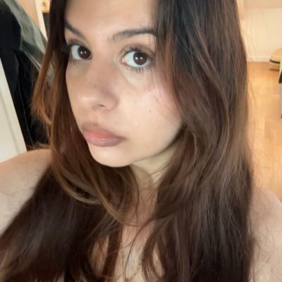 icybratzi's profile picture. multa paucis