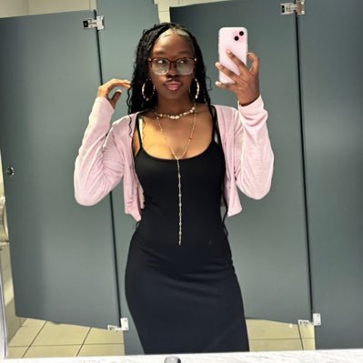 prettyigbogirl2's profile picture. 