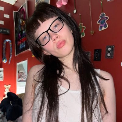 8herball's profile picture. you don’t like jackie taylor and you expect me to retweet your missing cat?