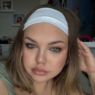 cpfeifff's profile picture. i only talk about the tide, sports, and taylor swift