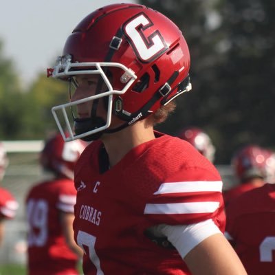 Quarterback- 6’2 - 175LB | 83.4% AVG📚| 40 yrd dash- 4.86 | 5-10-5-4.53 vertical- 30.2 inches | Class of 2027| https://t.co/wb7IXnzGCq