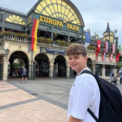 wilxhlix's profile picture. a big neek, paultons fan & a chessy local(ish)