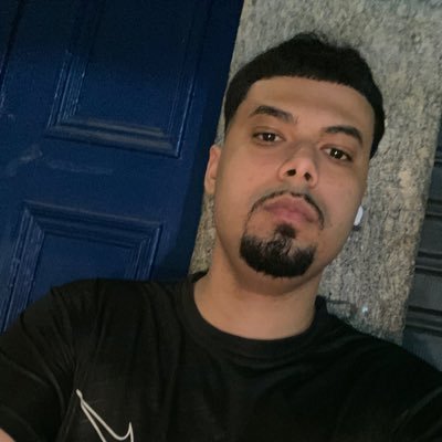 Força de Sansão, sabedoria de Salomão, e coragem de davi 👑🕊 Deus na defesa, eu no ataque..✌🏽💪🏽🤴🏽 Vascaino fanático 🏴🏳️