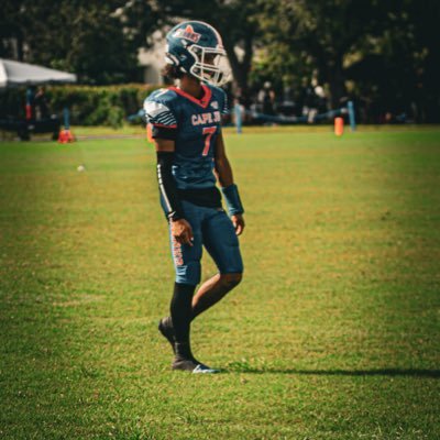 Noel Devine jr|Qb, Rb, Wr|co/2030|5’8, 136|100:11.21|200:22.9| 3.3 gpa|13yr|🏈🏀🏃🏽💨| instagram: 7goes_stupid