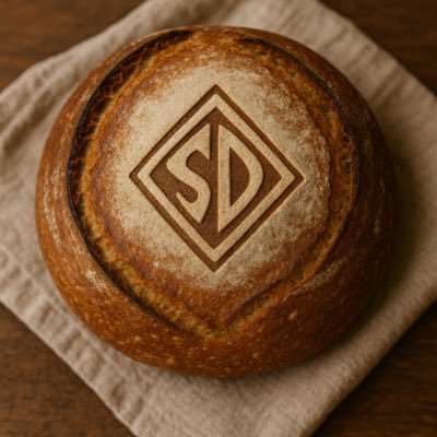 scoobydough_'s profile picture. grew up obsessed with scooby doo, now i write chenford fanfic while i wait for my sourdough to rise  🍞👮🏻‍♀️🐾