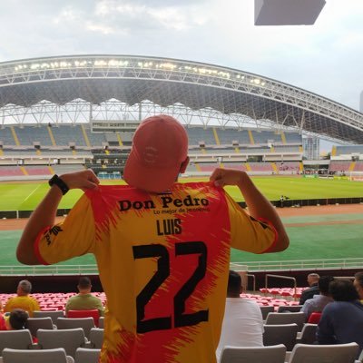 02 @csherediano1921 @atleti @Independiente @RealBetis y de PITBULLS /UCR/Isaias 43:19/ ❤️💛/F1, Baseball y choripanes/Nada serio🐴