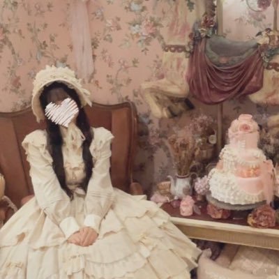 星箱Works ∅.⋆𝜗𝜚 / クラロリﾒｲﾝ / 生成り大好きキナリスト/ 寒色系がすき / ゆるりと呟きます💭