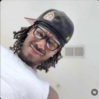 qy209's profile picture. 