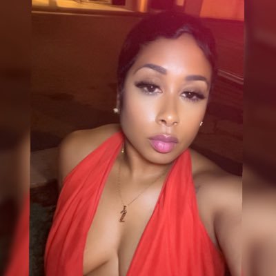 jazzy_ofcourse's profile picture. I LOVE chicken wings