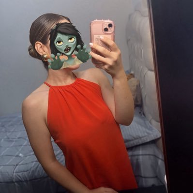 PerlaZaam's profile picture. Más Sinaloense que el aguachile y el ceviche de sierra