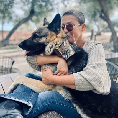 GabiNaj81's profile picture.