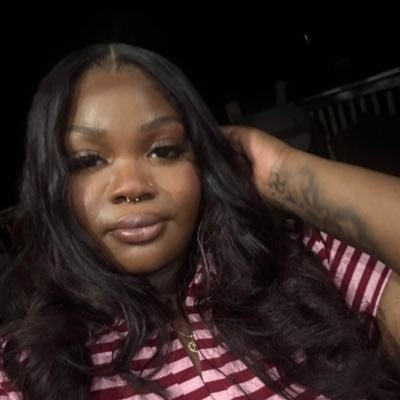 nekailib's profile picture. a blessed girl.