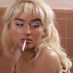 what’s your favorite scary movie? 18+, mdni. fan account. ⤹ ⤹