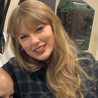 𝑭𝒐𝒓 𝒂 𝒎𝒐𝒎𝒆𝒏𝒕, 𝑰 𝒘𝒂𝒔 𝒉𝒆𝒂𝒗𝒆𝒏𝒔𝒕𝒓𝒖𝒄𝒌, 𝒏𝒐𝒘 𝑰’𝒎 𝒅𝒐𝒘𝒏 𝒃𝒂𝒅, 𝒄𝒓𝒚𝒊𝒏’ 𝒂𝒕 𝒕𝒉𝒆 𝒈𝒚𝒎