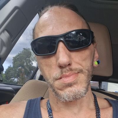 rifadetail13's profile picture. Just talk to me. Get to know me