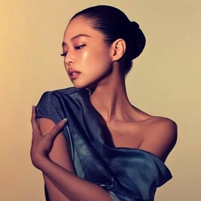 𝘱𝘳𝘦𝘵𝘵𝘺 𝘨𝘪𝘳𝘭𝘴 𝐥𝐨𝐯𝐞𝐬 @jennierubyjane — blink • sou feliz no caprichoso ⭐️