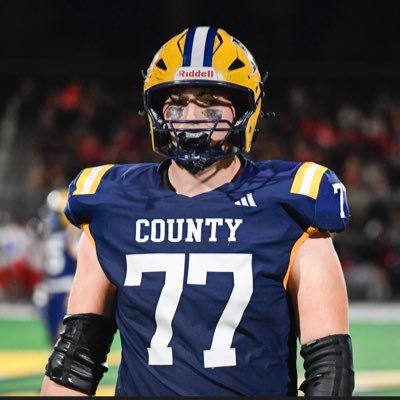 4⭐️ #1 OT in VA • ‘26🎓 • 6’6” 295lbs • 3.95 GPA • Three Sport Athlete • Loudoun County HS • NCAA ID #2304883478 • Clemson Football Commit🐅🐅