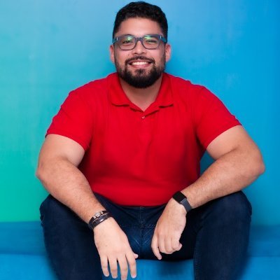 Verdadeiro, complicado, mal humorado e violento. Também conhecido como Filho do ETERNO Assis.
Refugiado no https://t.co/sehzYQTD2k