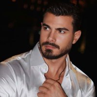 MAHMOUD♥️🇱🇧🇺🇸🌎🕊️✈️ (@bebrilliantone) 's Twitter Profile