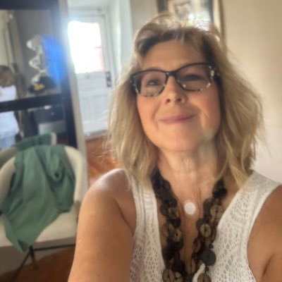 Prolife Christian wife to Michael , mom of 9 , Grandmother, 24/7 caregiver to father with Advanced Alzheimer’s , healthcare advocate, Lifewave Brand Partner