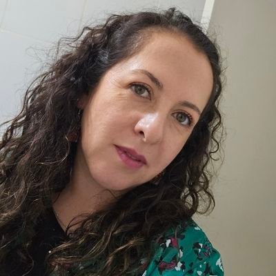 caroiv's profile picture. Disfruto la vida, amo viajar, bailar salsa, yoga, pintar, fotear, ingeniera e ingeniosa, tb creativa