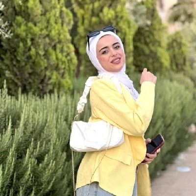 I’m nice 😊 and lovely woman 🧑 who believes in trust 😘 and honesty ❤️