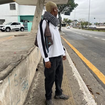 guxtavoxxx's profile picture. cronicamente entediado