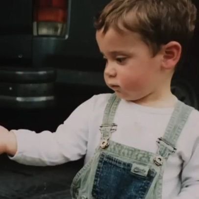 fernando alonso mi papá || https://t.co/IDKiT9iH5Hᥫ᭡ https://t.co/VElF6sTIvH ⁵⁵🌶 | ⁿᵉʳᵃᶻᶻᵘʳʳⁱ 🖤💙