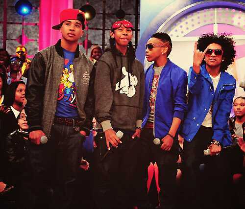 Mindless Behavior followed us 3.30.12 ♥