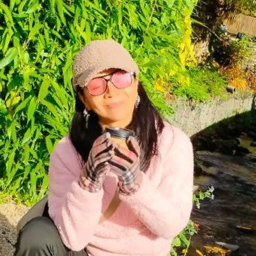 glezmonica's profile picture. 