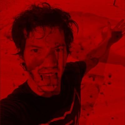 •you've created a creature of the night ! ˎˊ˗ 16 | #mcrtwt #fobtwt 🦴
Priv: . @tinaodeiapica