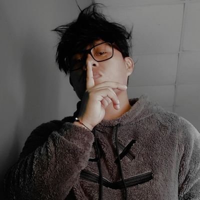 joeljotace's profile picture. ~Ngäbe «🦁» | #MUFC 🔴⚪️⚫️, #RavensFlock🟣⚫️ - «οϐѕєяναи∂ο γ αρяєи∂ιєи∂ο» ▪︎ ⚫️🟡 - 🇲🇫