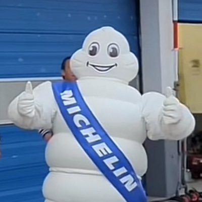 c0smic_lattte's profile picture. Motorsport enthusiast
