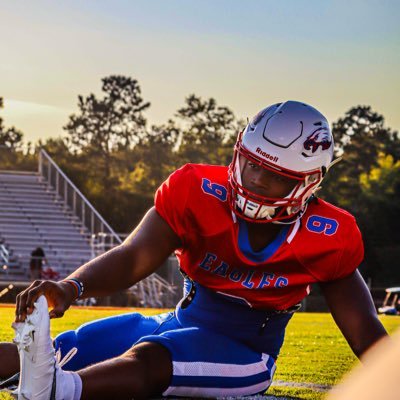 6,1 225lb| C/O26| 3.5GPA |DE/LB ATH |4.7 40yd | west craven high| varsity #9. HC number 252-670-7121. ncaa#2310125906. milleremmanuel768@gmail.com