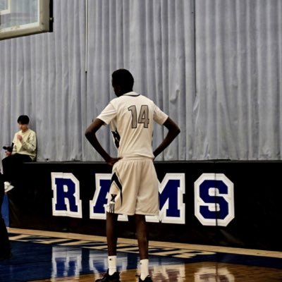 6’7 | St Francis Xavier JV | Goodhoops | Center/forward | C/O 2028