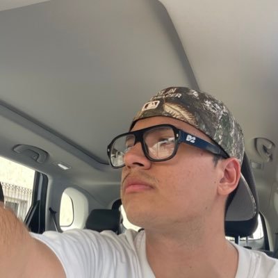 barreno99's profile picture. XO.