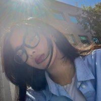 girls kissing (@lez4trapkitty) 's Twitter Profile