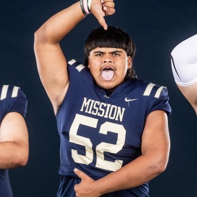 Right guard/Center/D-tackle - 6’1📏. -270lbs- Insta:805_.z3ke - C/0 2027- ———Zeke1738@icloud.com ————📍MISSION COLLEGE PREP HIGH . NCAA ID:# 2312187039