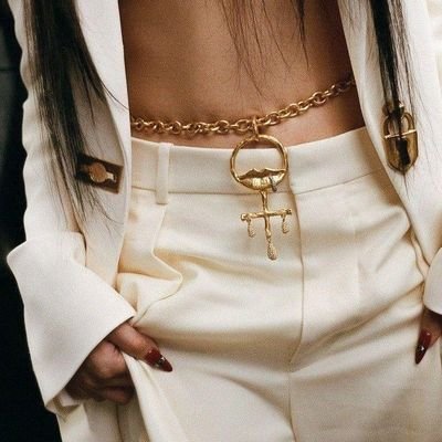 stillnotnini's profile picture. 🍉