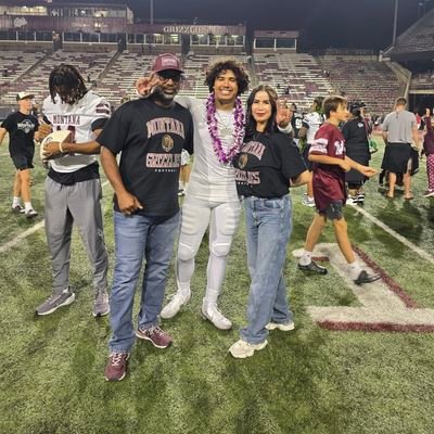 Irene_Goodman17's profile picture. Wife, Mother, Mentor, Motivator.

🧙🏾‍♂️🤸🏻‍♀️👩🏽‍💻🤴🏻🐶🐶

@stylesgoodman #48 Montana Grizzlies 🐻❤️

https://t.co/dGHsIp95Nt